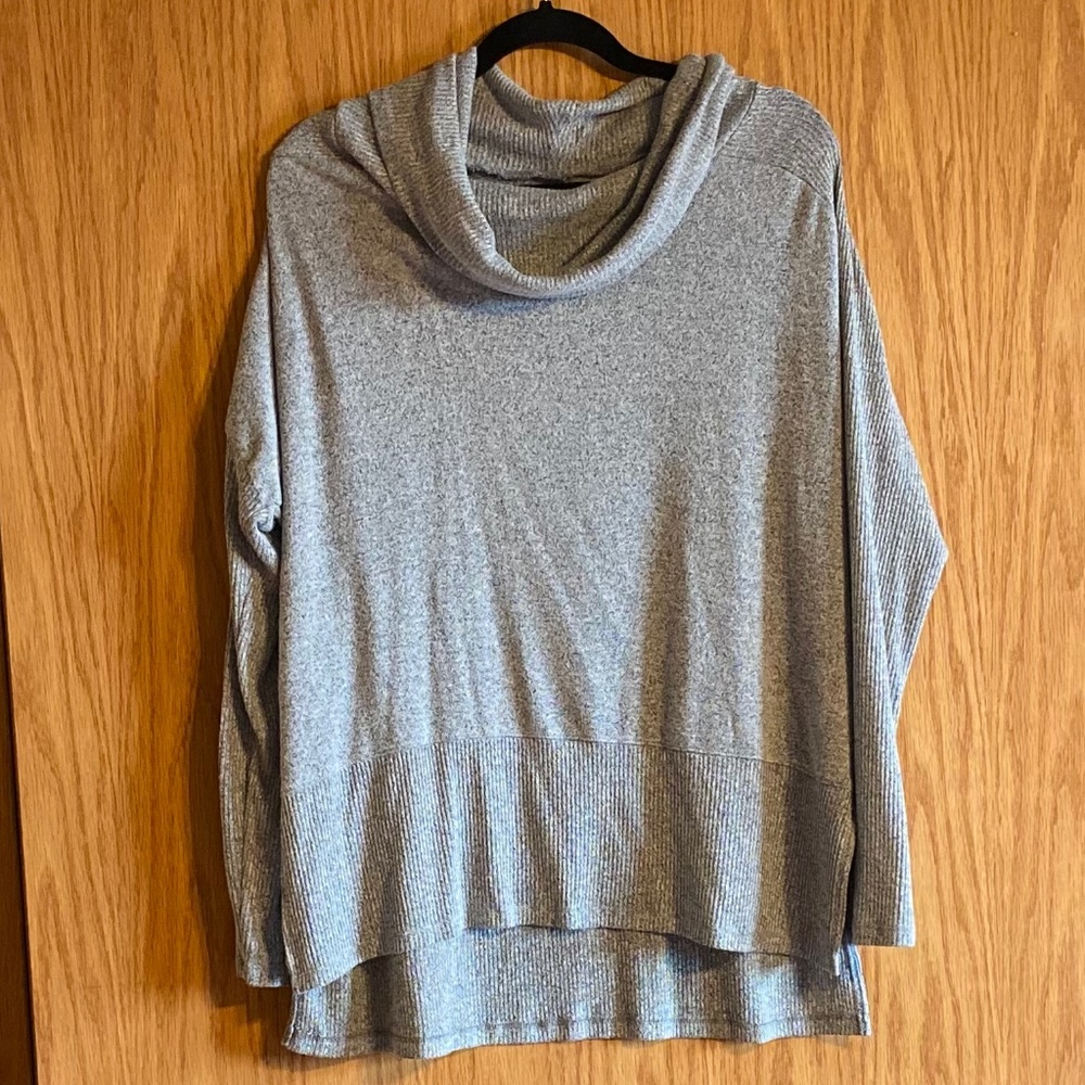 Maurices Long Sleeve Shirt